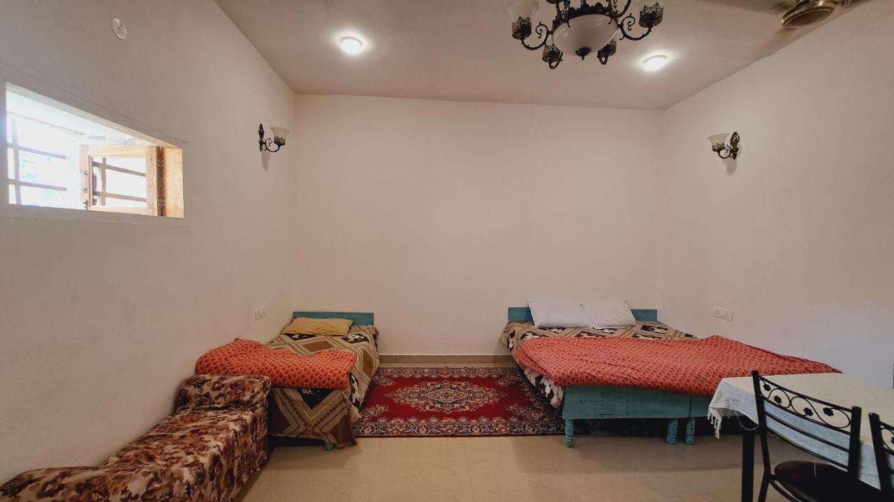 Sufi Khandar Home Stay New Delhi Exterior photo