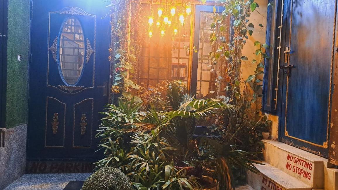Sufi Khandar Home Stay New Delhi Exterior photo
