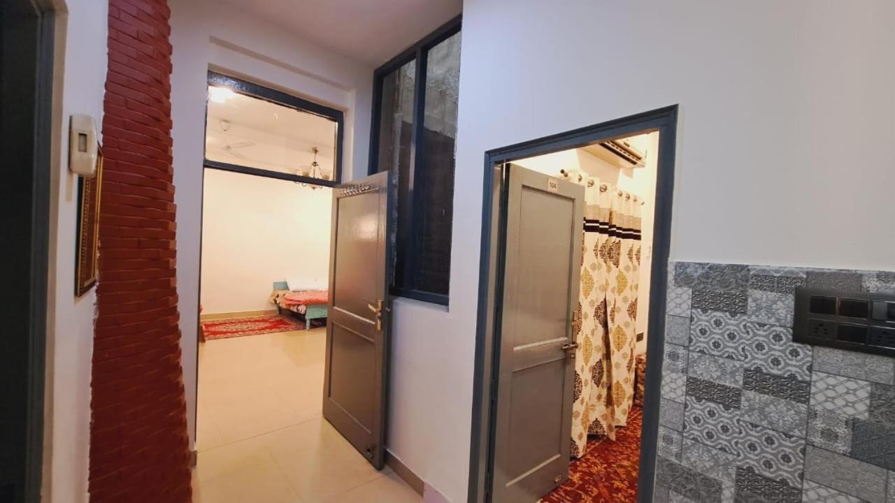 Sufi Khandar Home Stay New Delhi Exterior photo
