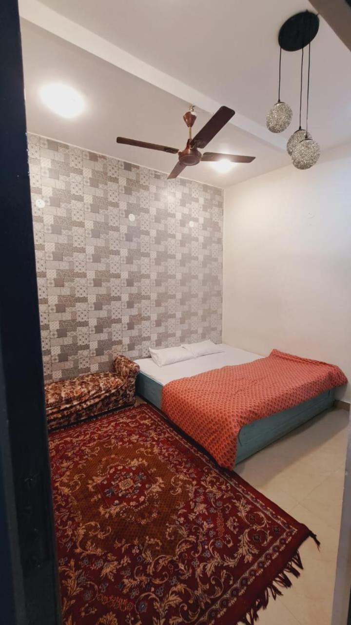 Sufi Khandar Home Stay New Delhi Exterior photo