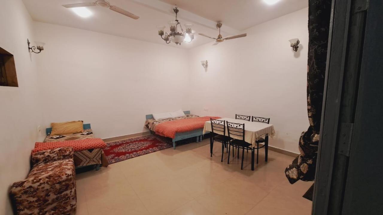 Sufi Khandar Home Stay New Delhi Exterior photo